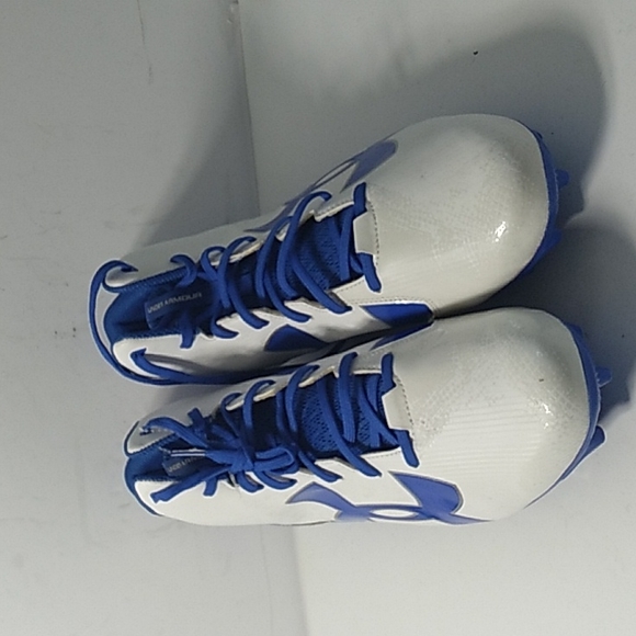 under armour red white and blue cleats
